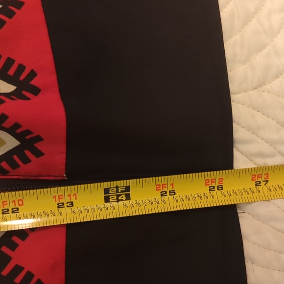 Geometric full zipper dress with pockets - Picture 4 of 5